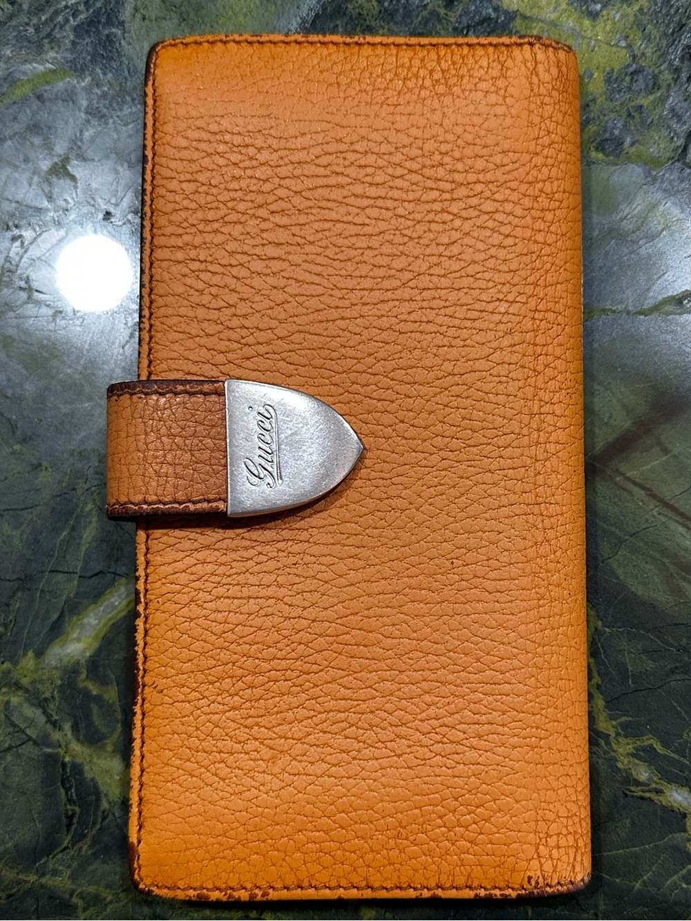 Gucci Signoria Continental Pebbled Leather Wallet Tan Silver-tone Logo Plaque
